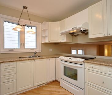 For Lease - 4165 Quaker Hill Drive, Mississauga, Ontario - Photo 3