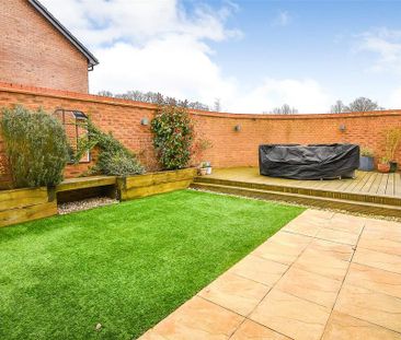 3 bedroom semi-detached house to rent - Photo 6