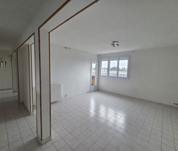 Location Appartement 4 pièces 75m² LIBOURNE 33500 - Photo 1