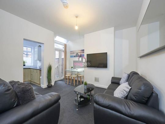 5 bedroom house to rent - Photo 1