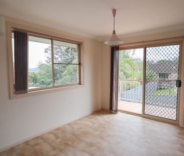 FAMILY HOME IN QUIET NEIGHBOURHOOD - Photo 6