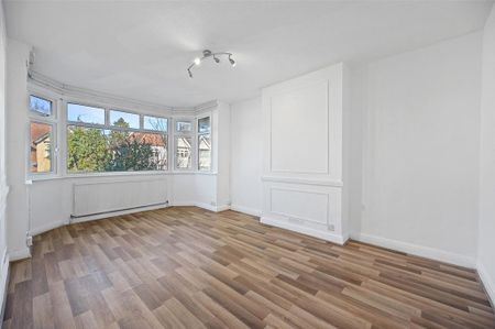 2 bedroom maisonette to rent - Photo 2