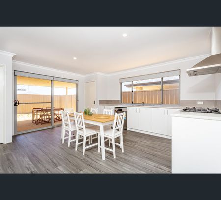 3/47 Persimmon Cres, Karnup, WA 6176 - Photo 5