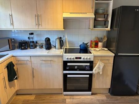 1 bedroom maisonette to rent - Photo 2
