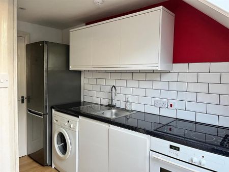 1 bedroom apartment to rent - Photo 2