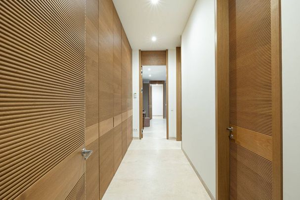 Luxury Villa for rent in Marbella, Andalusia - Photo 1