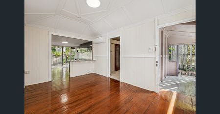 Tranquil Cottage - Photo 2