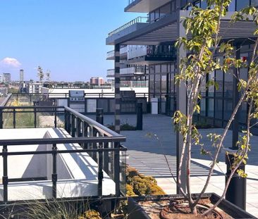 For Lease - 405 Dundas Street Unit# 103, Oakville, Ontario - Photo 2