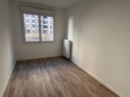 location Appartement T4 DE 85.8m² À BOBIGNY - Photo 1