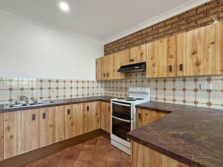 Private 2-Bedroom Unit with Balcony, Secure Parking & Exclusive Access in Banksia Beach - Photo 4