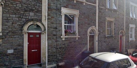 2 Bed Terraced House, St. Lukes Crescent, BS3 - Photo 3