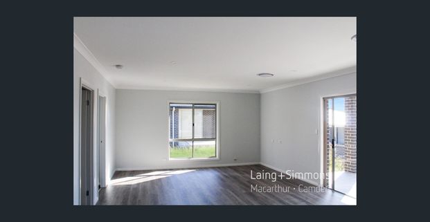 As New Family Home - Photo 1