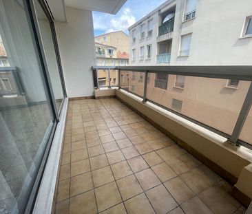 Location appartement 2 pièces, 45.67m², Nîmes - Photo 1