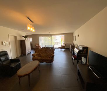 Kwaliteitsvol afgewerkt appartement op toplocatie - Photo 1