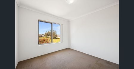 STUNNING 2 BEDROOM APARTMENT! - Photo 3