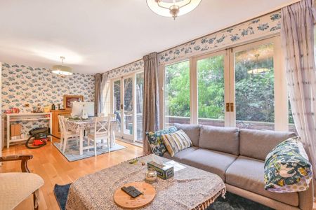 3 bedroom maisonette to rent - Photo 3