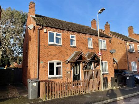2 Bed House - Photo 3
