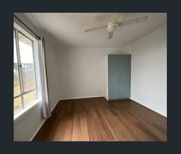 Updated family home - Photo 3