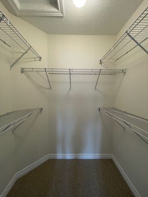 For Lease - 224 Dalgleish Trail, Hamilton, Ontario - Photo 1