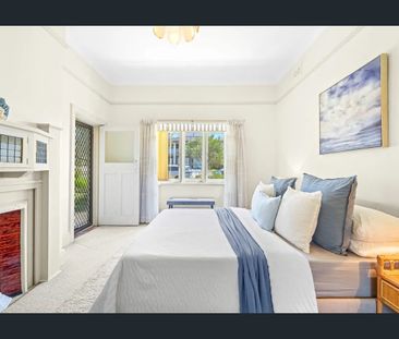 Spacious Family Home in Bankstown! - Photo 5