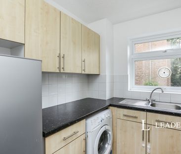 1 bedroom apartment to rent Sinclair Court, 14 Copers Cope Road, Be... - Photo 2