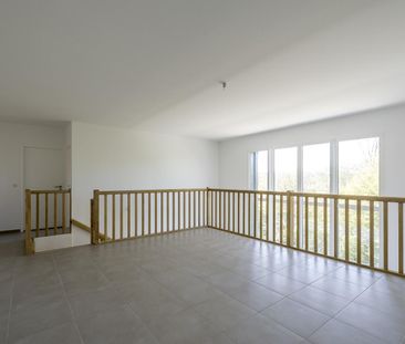 location Appartement T4 DE 132.4m² À SAINT JULIEN EN GENEVOIS - Photo 3