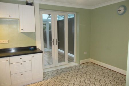 2 bedroom terraced house to rent - Photo 5