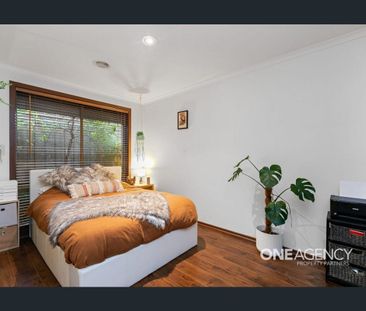 Beautifully Maintained Family Home - Photo 6