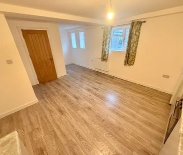 Silver Street, Kettering - Photo 1