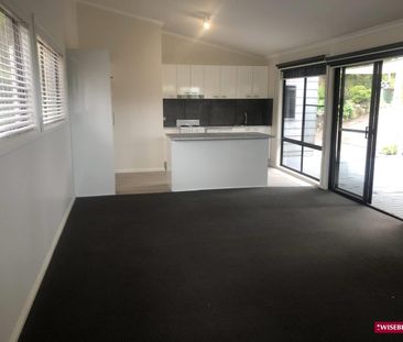 Modern 2-Bed Unit Near North Avoca Beach - Photo 1