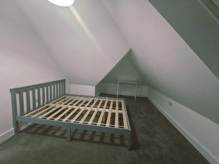 2 bedroom flat to rent - Photo 4