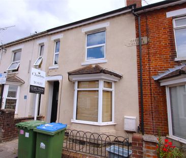 4 bedroom terraced house to rent - Photo 6