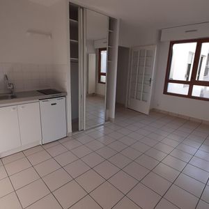 location Appartement T1 DE 26.8m² À BOULOGNE - Photo 2