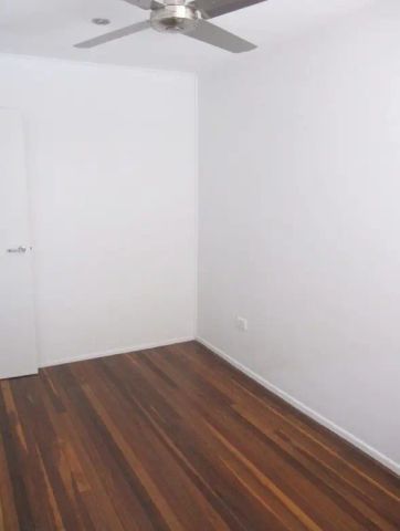 2-story ground floor unit in a complex of only 6 units - Photo 5