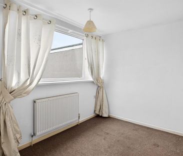 3 bedroom terraced house to rent - Photo 6