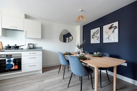 3 bedroom detached house to rent - Photo 2