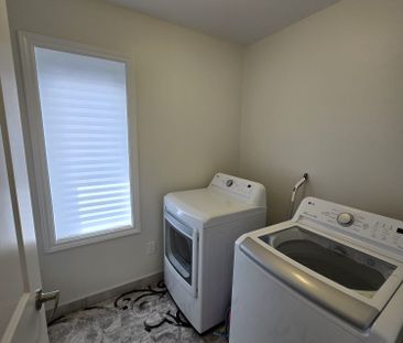 For Lease - 296 Okanagan Path, Oshawa, Ontario - Photo 5