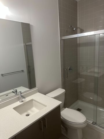 For Lease - 3240 William Coltson Avenue Unit# 2001, Oakville, Ontario - Photo 4