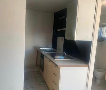 OSTIA MONOLOCALE ARREDATO Con CORTILE PRIVATO - Foto 1