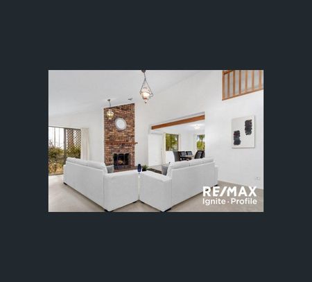 30 Hannah Street, Mount Ommaney, Qld 4074 - Photo 2