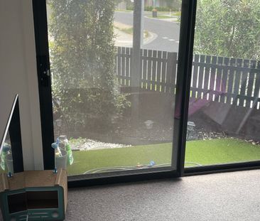 Point Cook - Photo 2