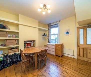 3 bedroom terraced house to rent - Photo 2