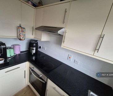 1 bedroom flat to rent - Photo 4