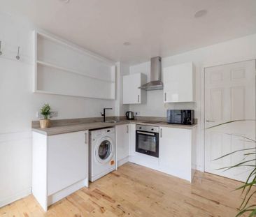 1 bedroom flat to rent - Photo 6