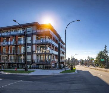 Axir North Vancouver Apartments — 3 Bed + Den - Photo 2