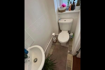 Room in a Shared Flat, Fellows Court, E2 - Photo 3