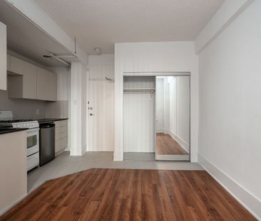 160 Huron Street - Photo 4