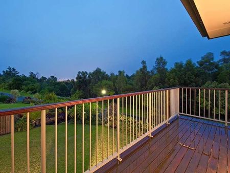 4 Culgoora Crescent, Reedy Creek QLD 4227 - Photo 2