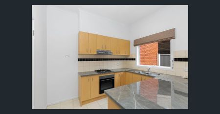 Three-Bedroom Modern Home in Prime Location - Photo 5