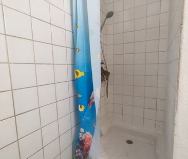 Location Appartement 2 pièces 46m² MARSEILLE 3ème - Photo 6